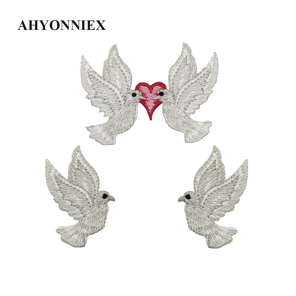 Streetwear Brand Stickers - AHYONNIEX wysokiej jakości biały gołąb haft