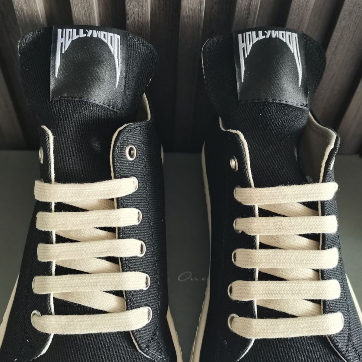 Klasyczne markowe damskie buty – Streetwear Brand Designer recenzja i cena