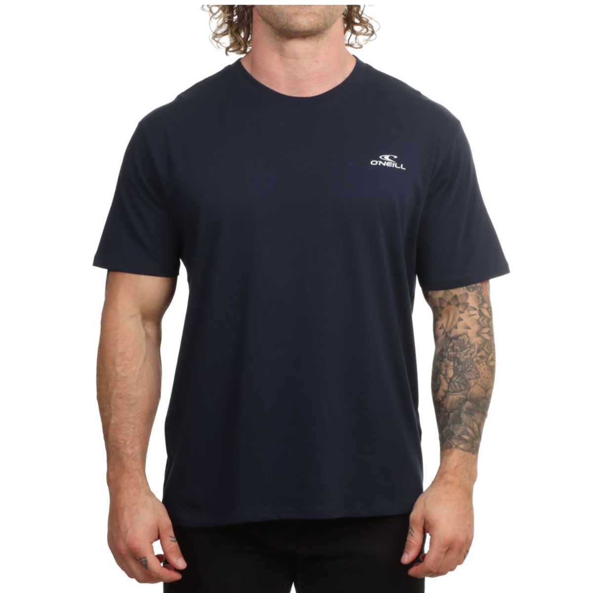 Koszulka Essentials 90's Surfi – Streetwear Brand Essentials recenzja i cena